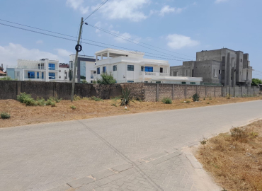 Shanzu 1/4 acre plot